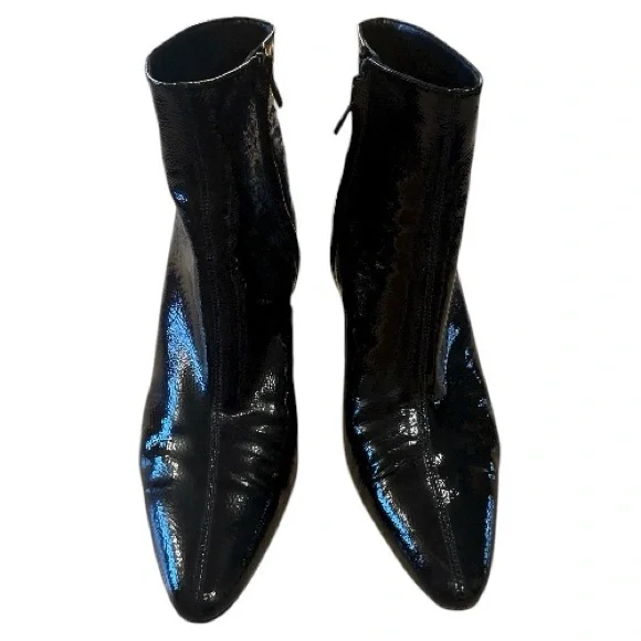 Vince Black Patent Italian Leather Ankle Boots- size 9 - Picture 2 of 9
